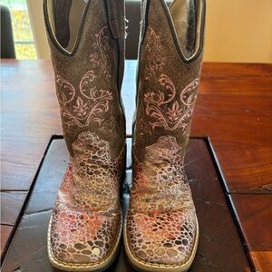 Brown and Glittery Pink Embroidered Boots